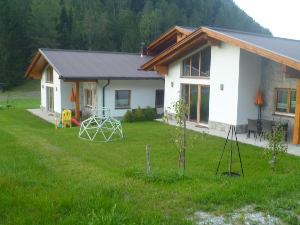 Zugspitzchalets Biberwier Extérieur photo